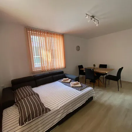 Eli בית אירוח