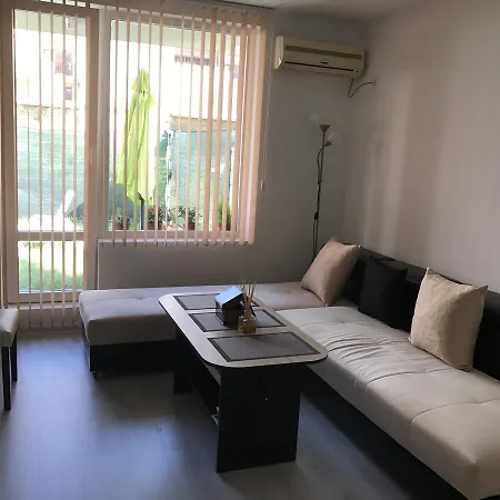 Gazde/Camere de închiriat Eli