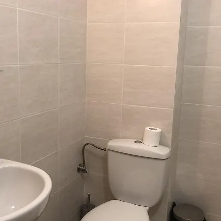 בית אירוח Eli *