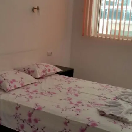 Eli בית אירוח פומורי