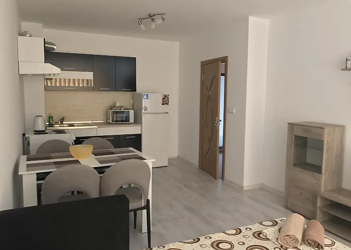 Eli * Поморие