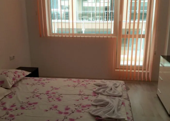 Частна квартира Eli Поморие